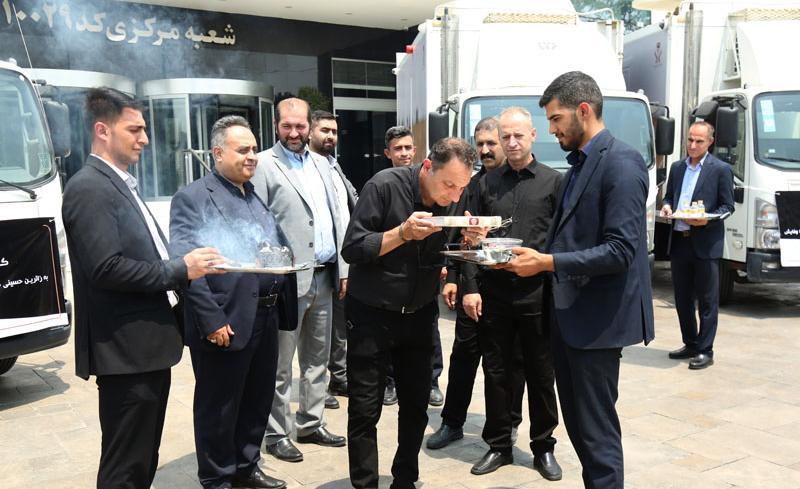 کاروان خدمت‌رسانی اربعین بانک پارسیان برای اعزام به مناطق مرزی بدرقه شد