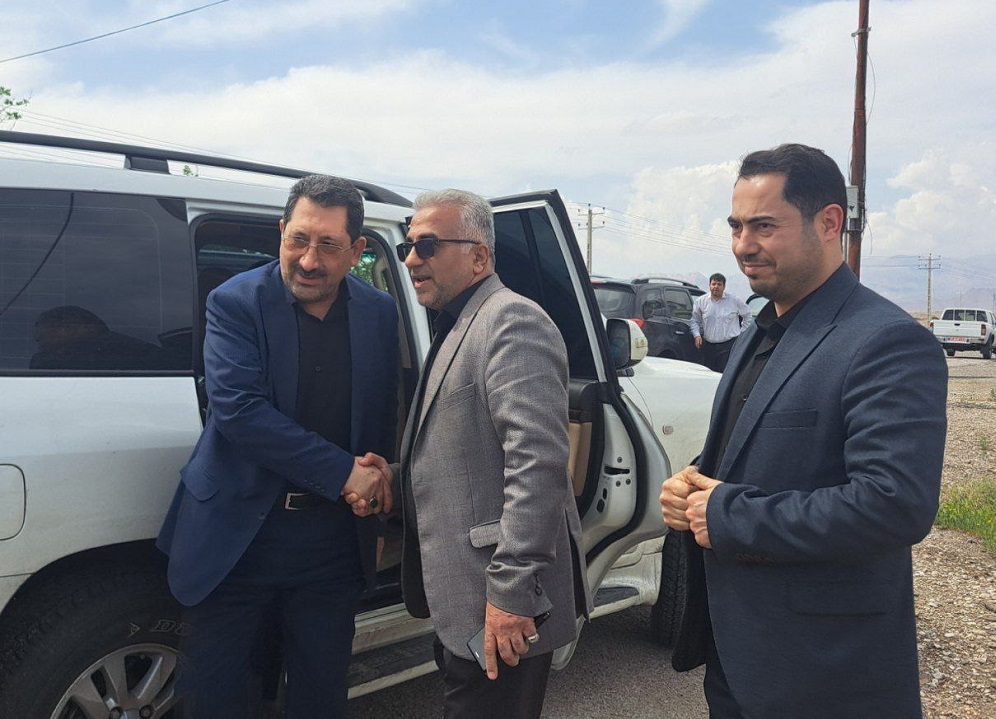 وزیر صمت ظهر امروز وارد شهر دامغان شد