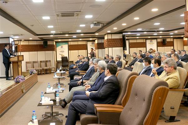 مدیرعامل بیمه دانا در نشست هم‌اندیشی معاونان و مدیران ستادی:  بیمه دانا با 197 درصد رشد، 1900 میلیارد تومان سود شناسایی كرد